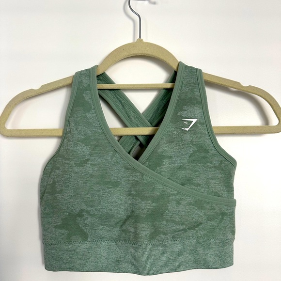 Green Adapt Seamless Gymshark Sports Bra - Picture 1 of 4